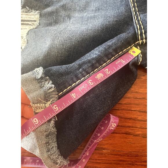 True Religion Cut Off Bermuda Shorts Size 30 - Picture 3 of 5